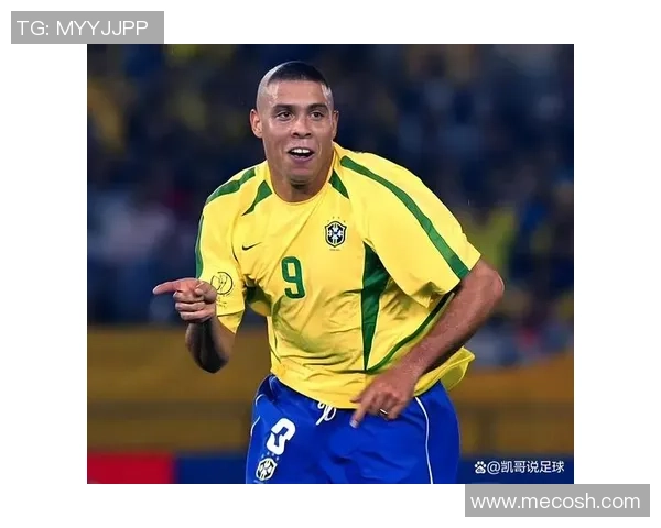 足球明星壁纸方形设计分享让你的手机桌面焕然一新尽享足球魅力与激情