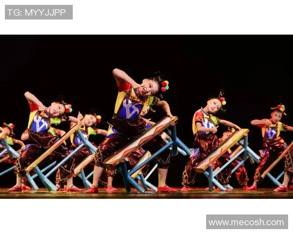 足球明星莺莺燕燕的精彩瞬间与动人风采尽在此图集展示