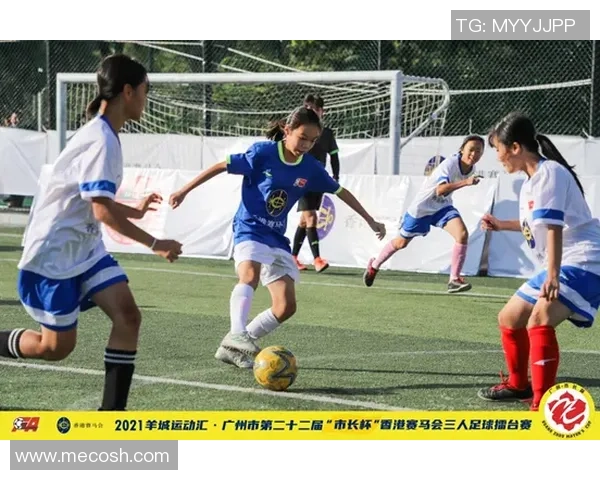 足球明星的水杯背后隐藏的故事与品牌价值解析